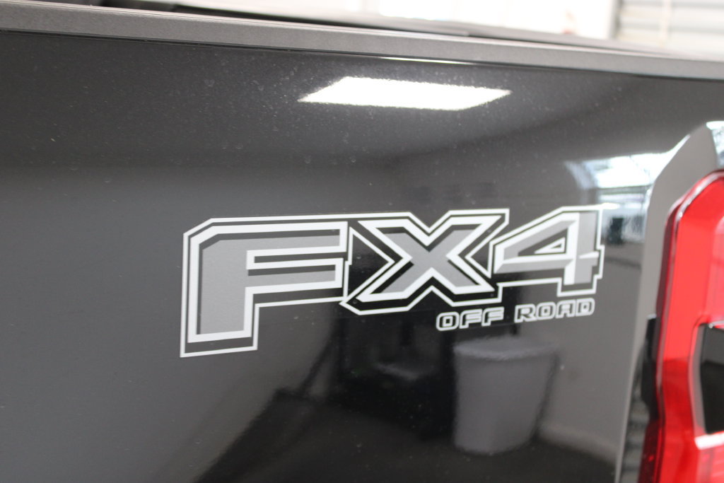 New 2026 Ford F250 Lariat w/ Black Appearance Package AWD/4WD image 26