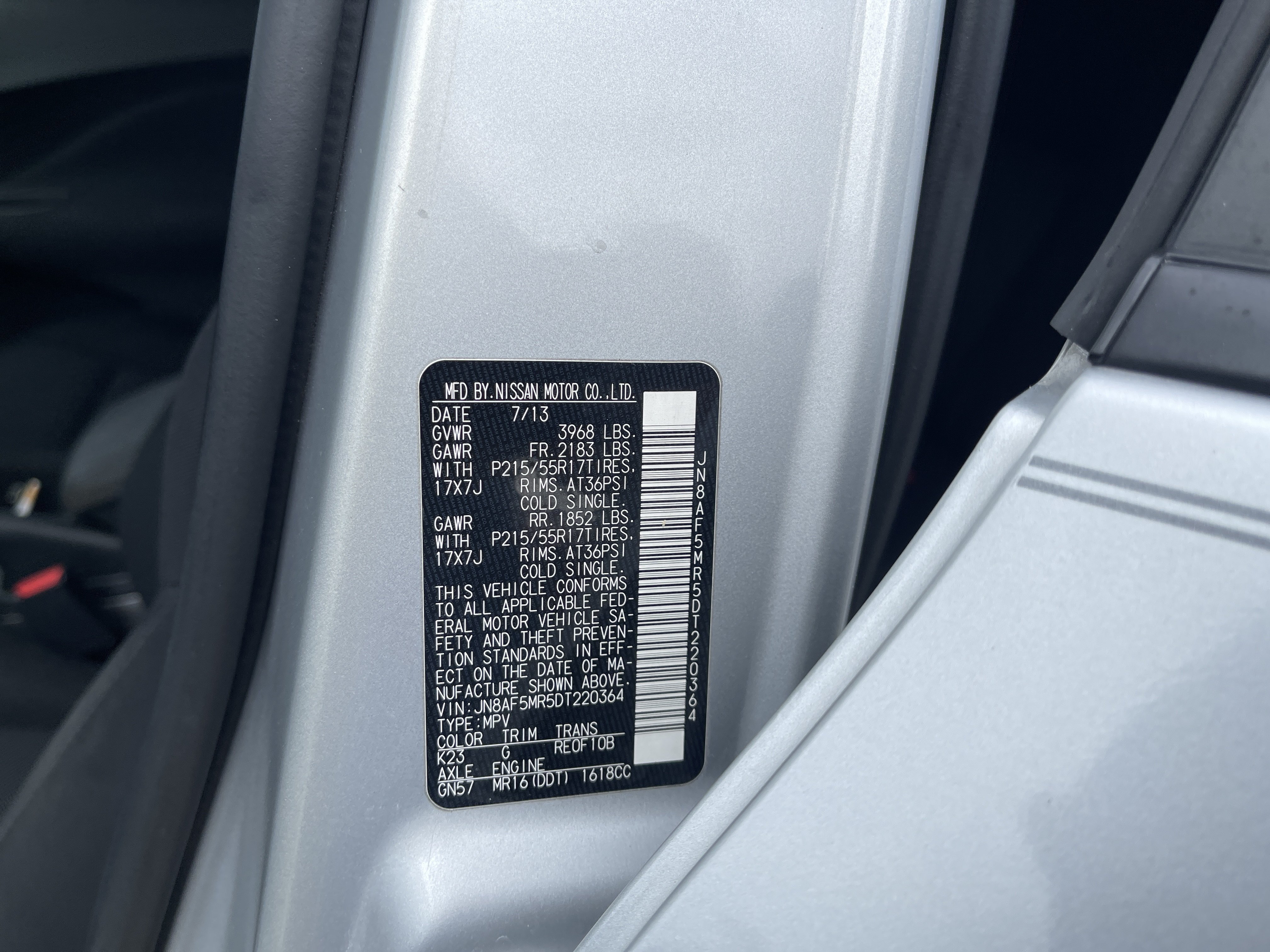 Used 2013 Nissan Juke S FWD image 37