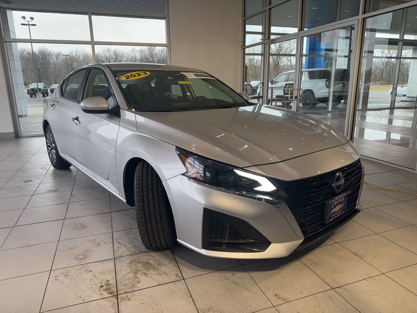 Used 2023 Nissan Altima 2.5 SV image 3