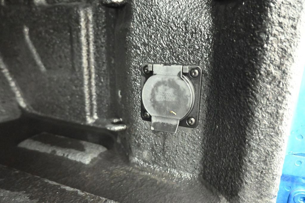 Used 2023 Chevrolet Silverado 1500 RST AWD/4WD image 46