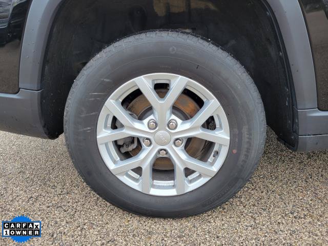 Used 2023 Jeep Grand Cherokee L Limited w/ Trailer Tow Group (B) AWD/4WD image 5