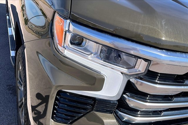 Used 2023 Chevrolet Silverado 1500 High Country image 30