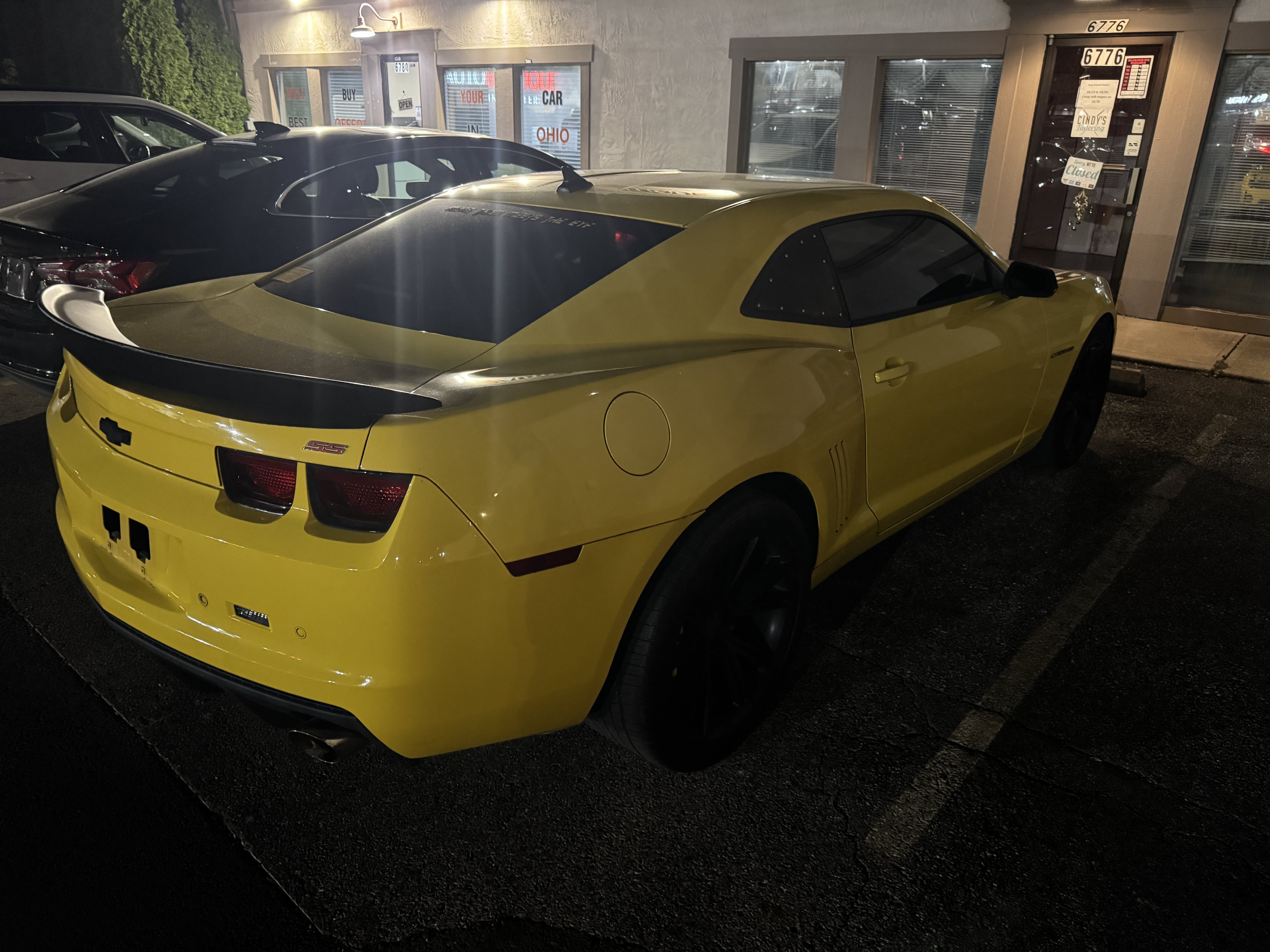Used 2011 Chevrolet Camaro SS w/ RS Package RWD image 2