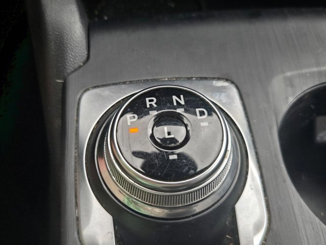 Used 2021 Ford Escape SE FWD image 14