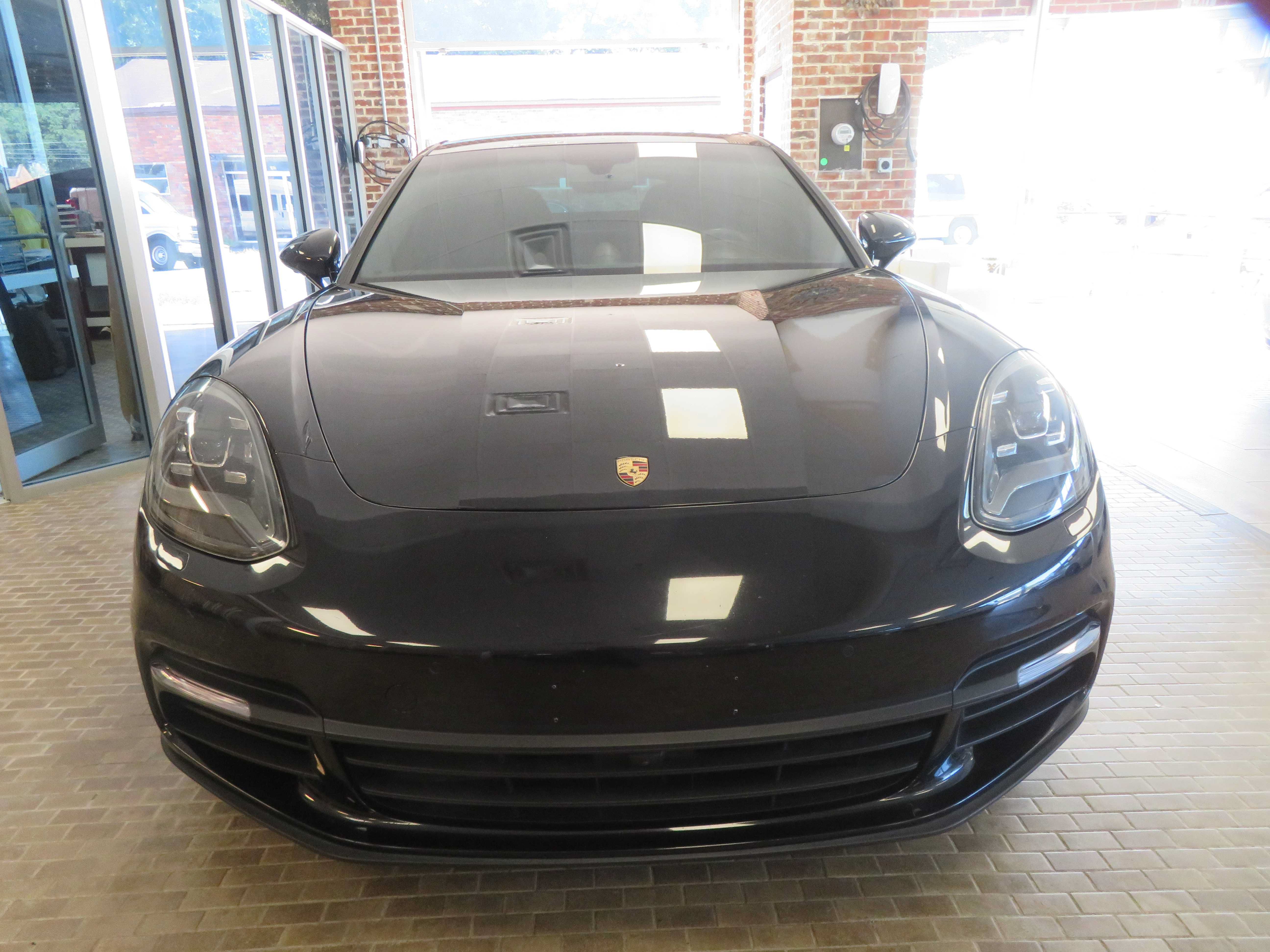 Used 2018 Porsche Panamera 4S AWD/4WD image 2