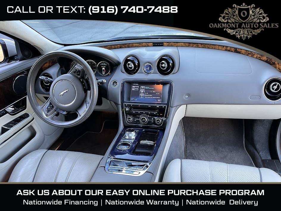Used 2011 Jaguar XJ RWD image 18