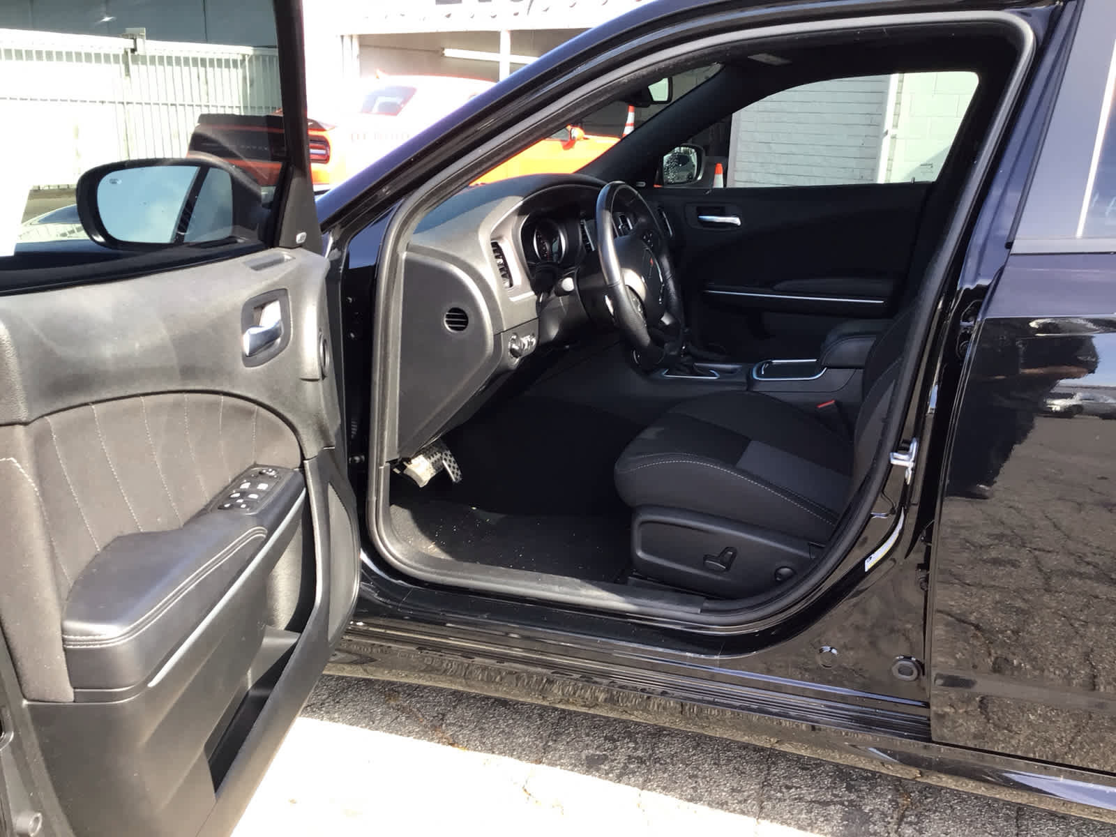 Used 2022 Dodge Charger Scat Pack image 5