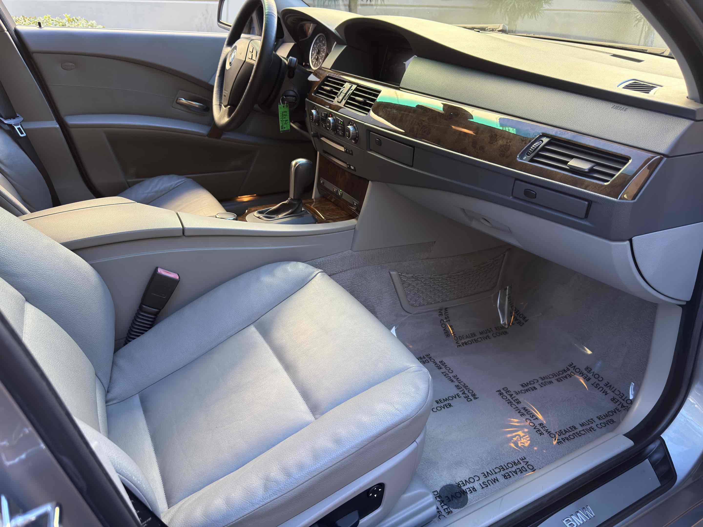 Used 2006 BMW 530xi Wagon image 57