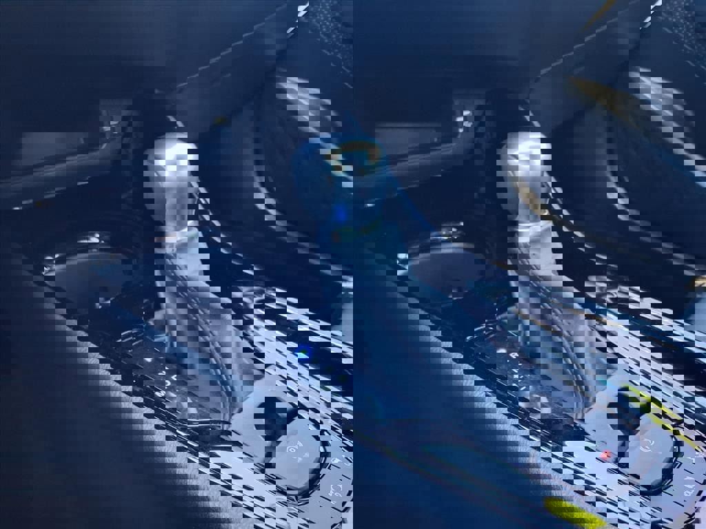 Used 2021 Toyota C-HR XLE image 29