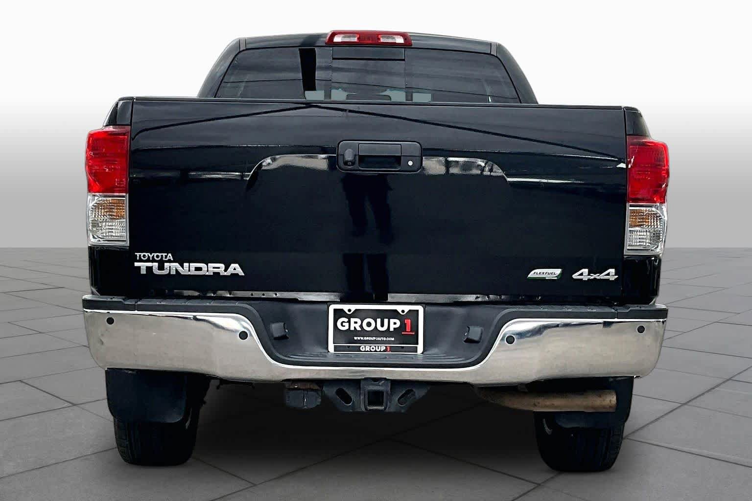 Used 2010 Toyota Tundra 4x4 Double Cab image 4