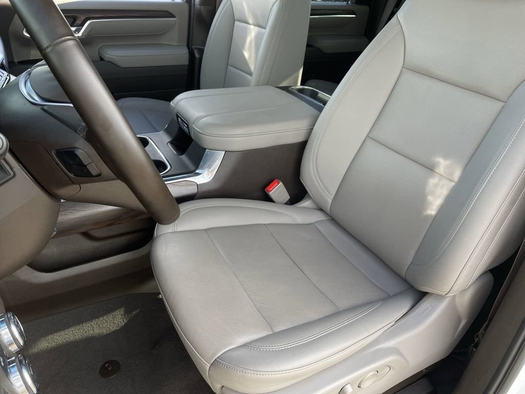Used 2025 GMC Sierra 2500 SLT w/ SLT Convenience Package AWD/4WD image 19
