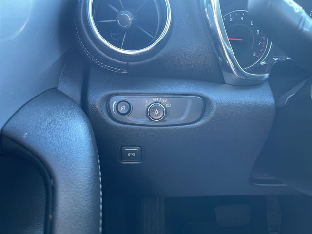 Used 2025 Chevrolet Blazer LT image 18