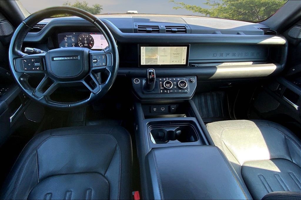 Used 2021 Land Rover Defender 110 X-Dynamic HSE AWD/4WD image 7