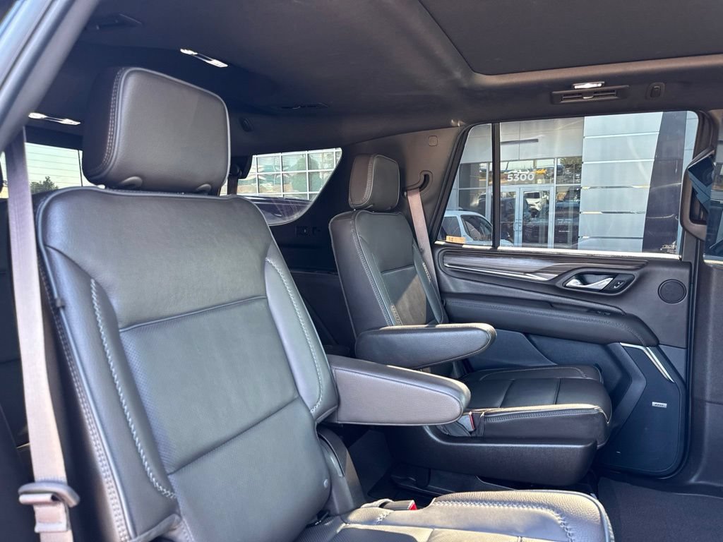 Used 2024 GMC Yukon Denali w/ Advanced Technology Package AWD/4WD image 25