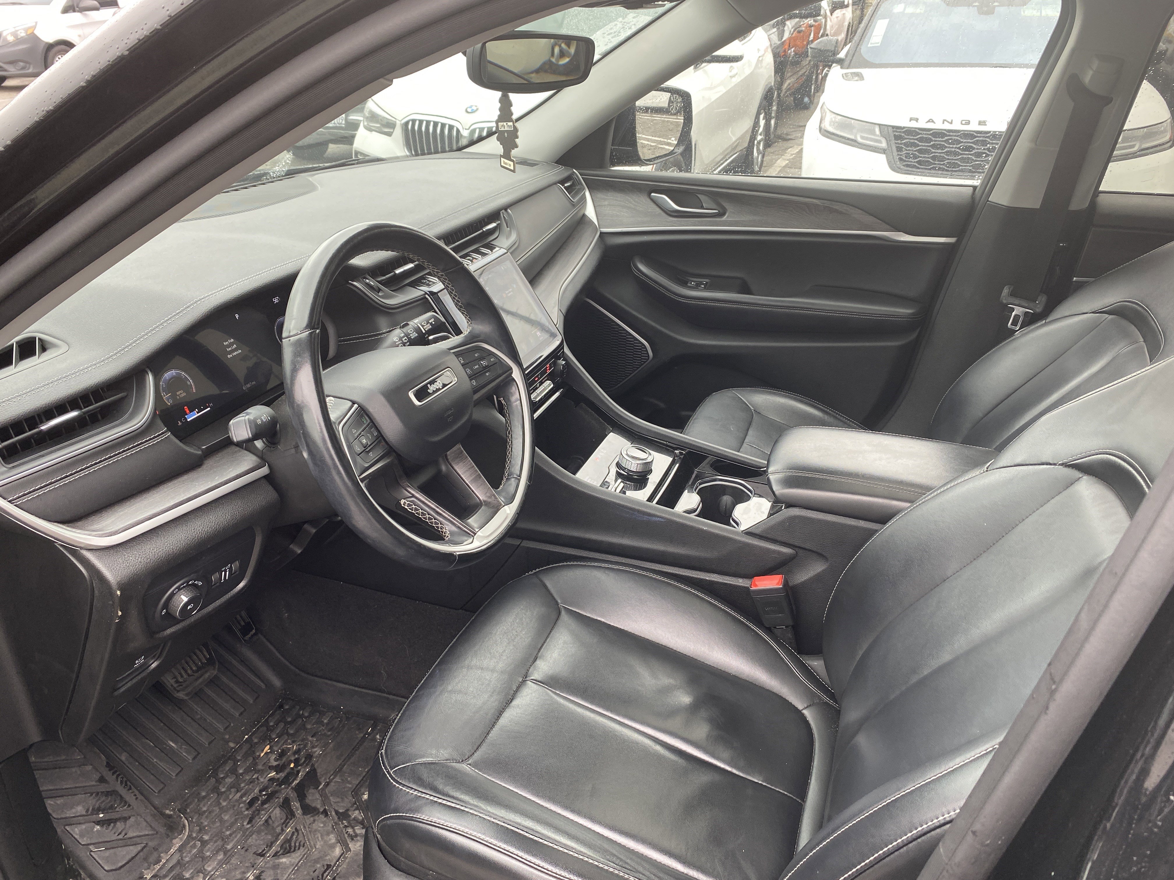 Used 2021 Jeep Grand Cherokee L Limited AWD/4WD image 13