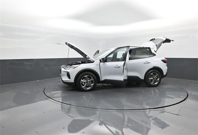 New 2026 Ford Escape ST-Line image 37