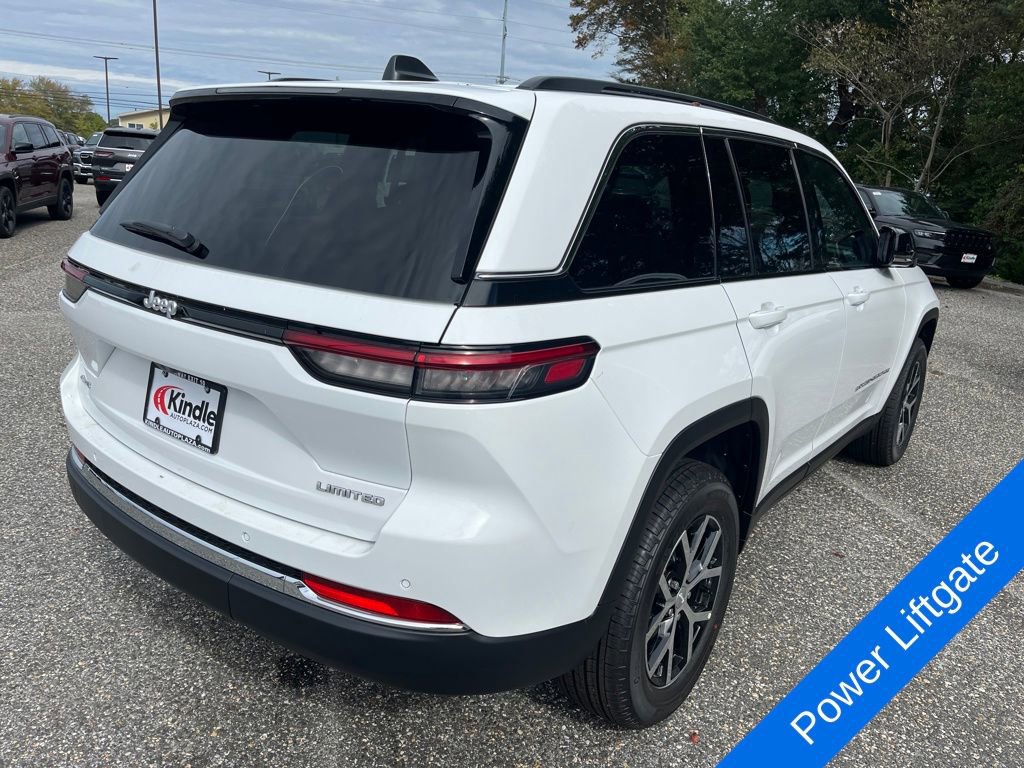 New 2025 Jeep Grand Cherokee Limited w/ Trailer Tow Package image 24