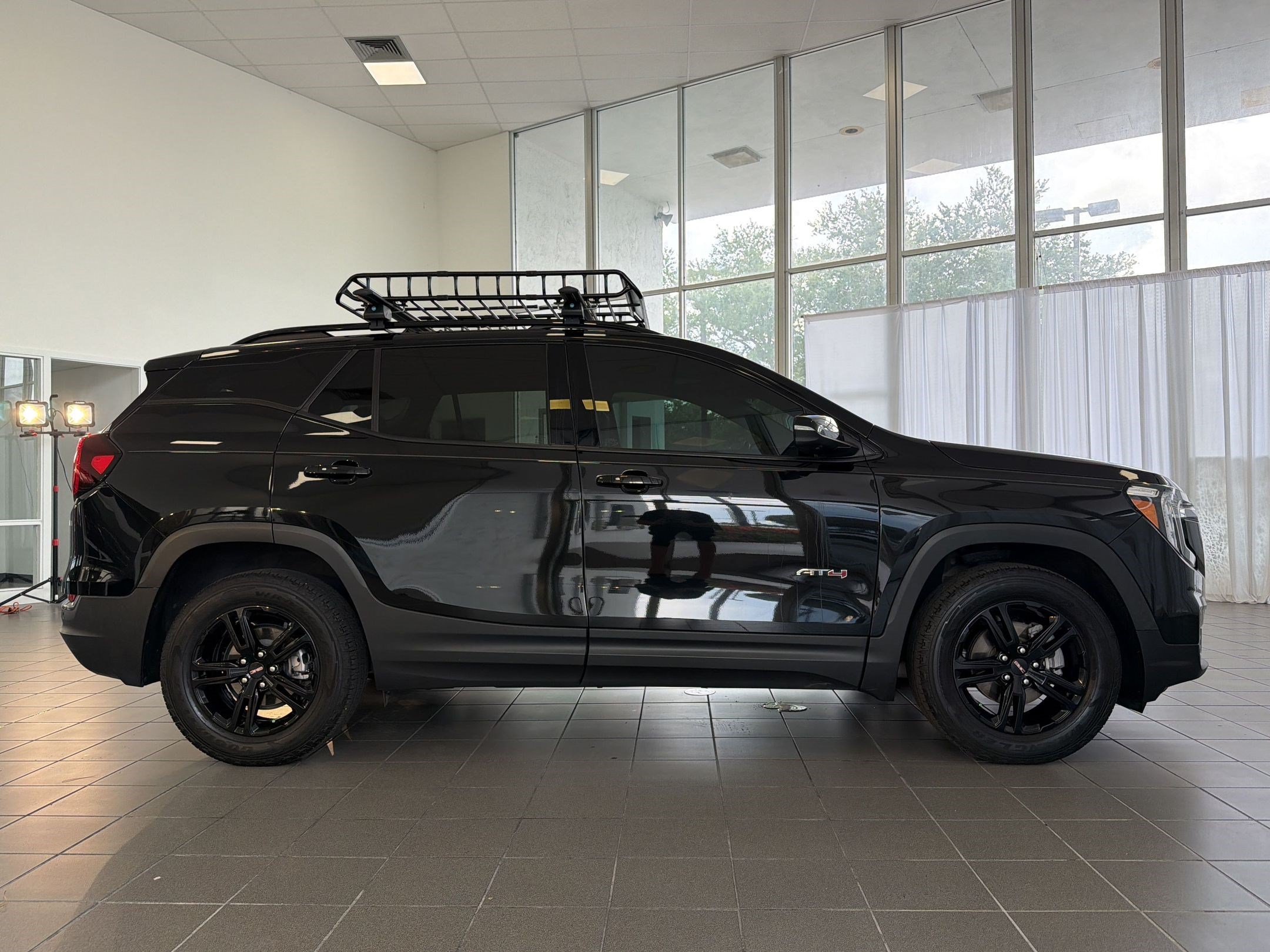 Used 2022 GMC Terrain AT4 w/ Tech Package AWD/4WD image 8