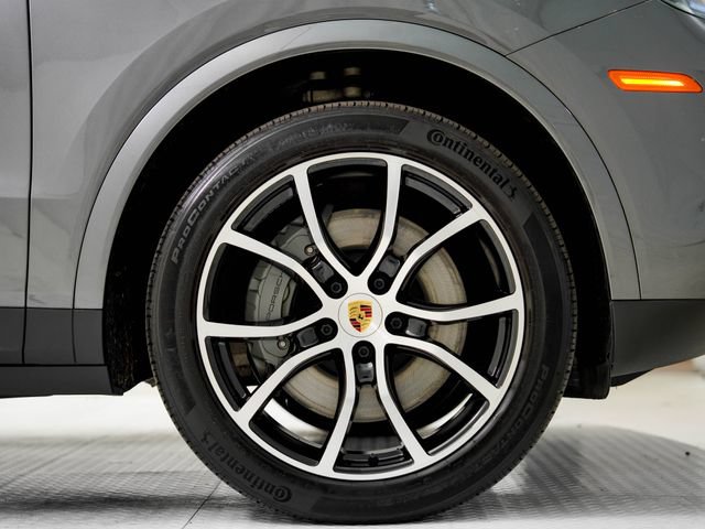 Certified 2021 Porsche Cayenne S AWD/4WD image 29