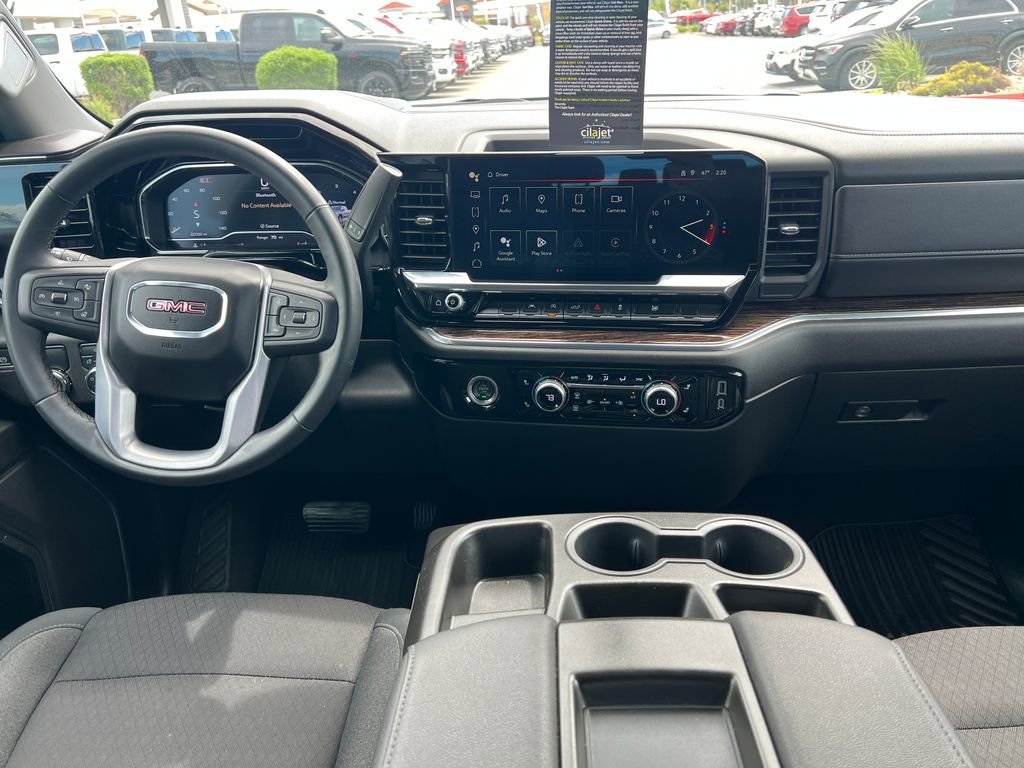 Used 2024 GMC Sierra 1500 Elevation image 19