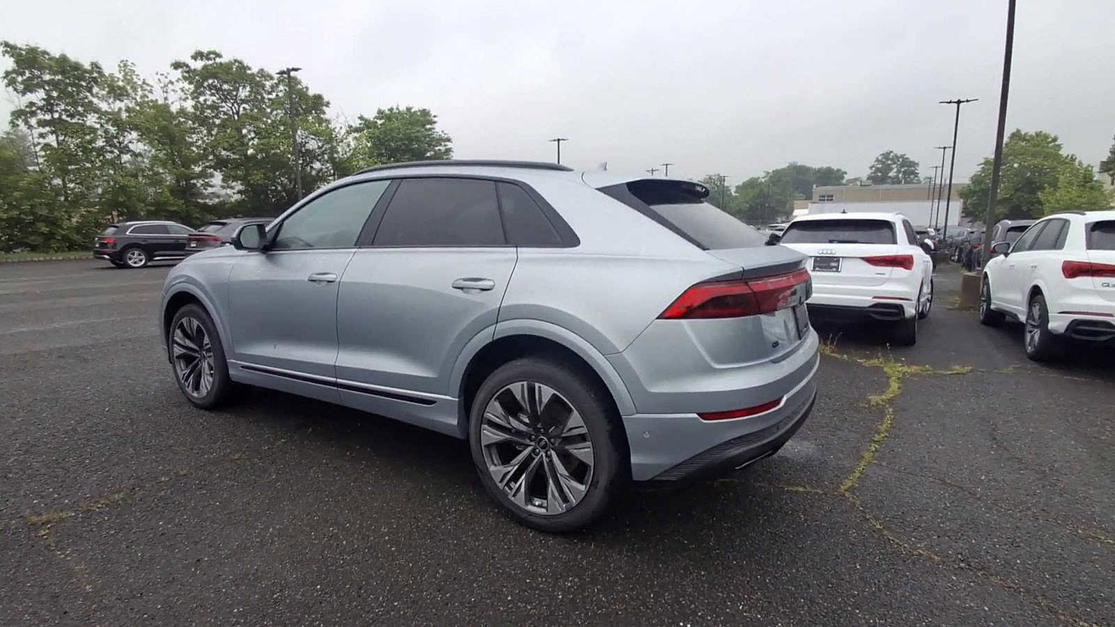 New 2025 Audi Q8 Premium image 6