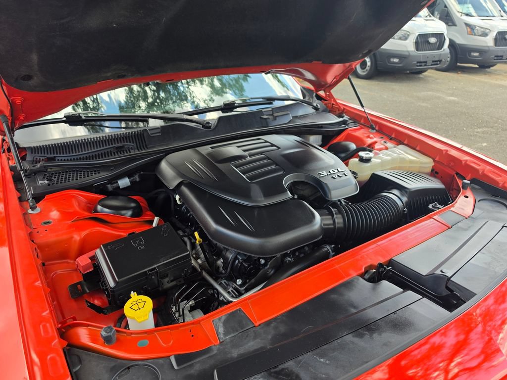 Used 2023 Dodge Challenger SXT w/ Plus Package RWD image 14