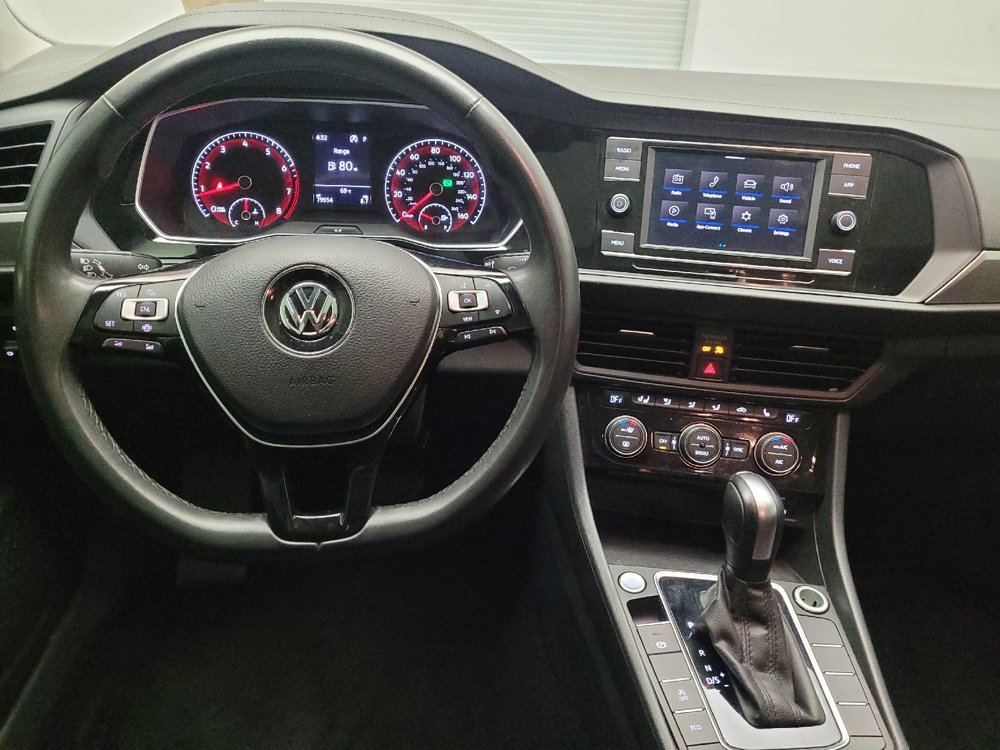 Used 2020 Volkswagen Jetta SE w/ SE Cold Weather Package FWD image 22
