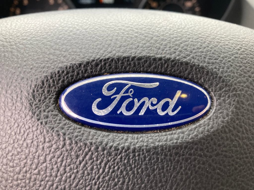 Used 2017 Ford Escape SE w/ Equipment Group 201A image 26