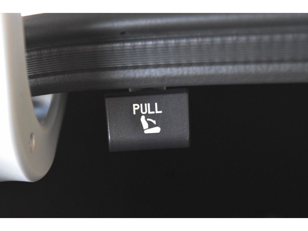 New 2025 Hyundai Elantra Sport image 70