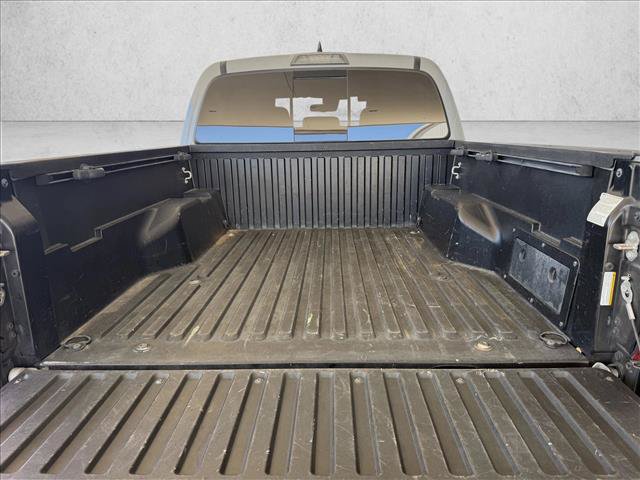 Used 2019 Toyota Tacoma SR5 RWD image 20
