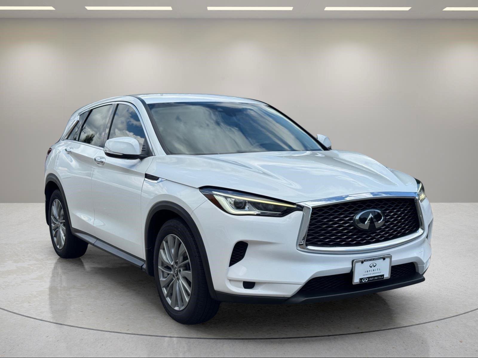 Used 2023 INFINITI QX50 Pure AWD/4WD image 7