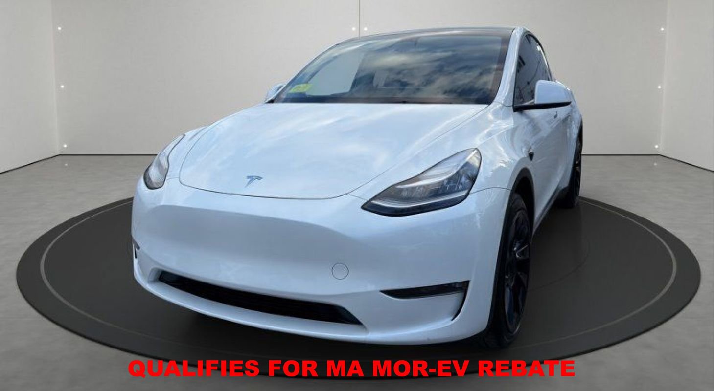 Used 2023 Tesla Model Y Long Range AWD/4WD image 1