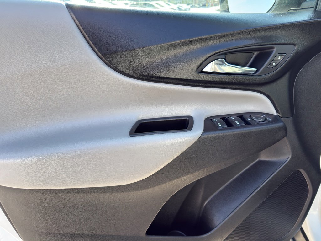 Used 2020 Chevrolet Equinox LT image 12