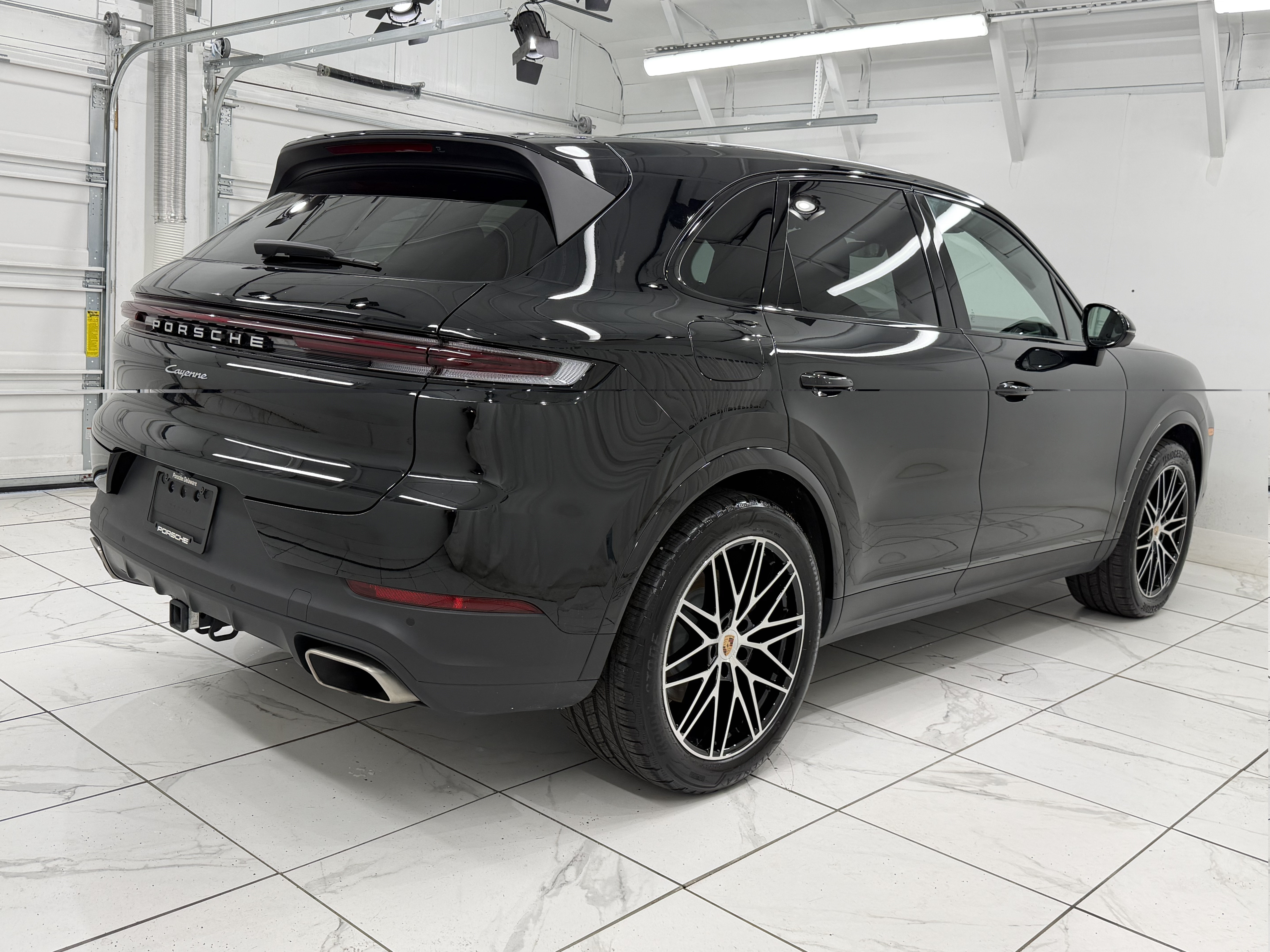 Certified 2026 Porsche Cayenne AWD/4WD image 11