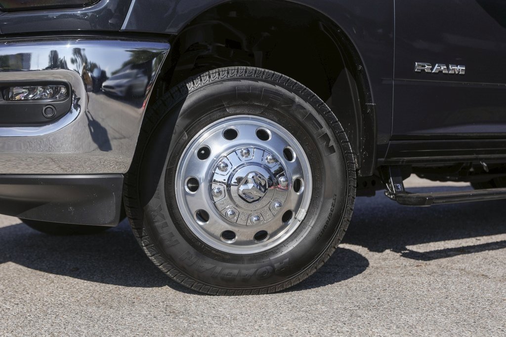 Used 2025 RAM 3500 Laramie w/ Sport Appearance Package image 3