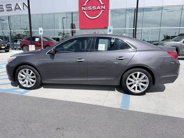Used 2013 Chevrolet Malibu LTZ FWD image 2