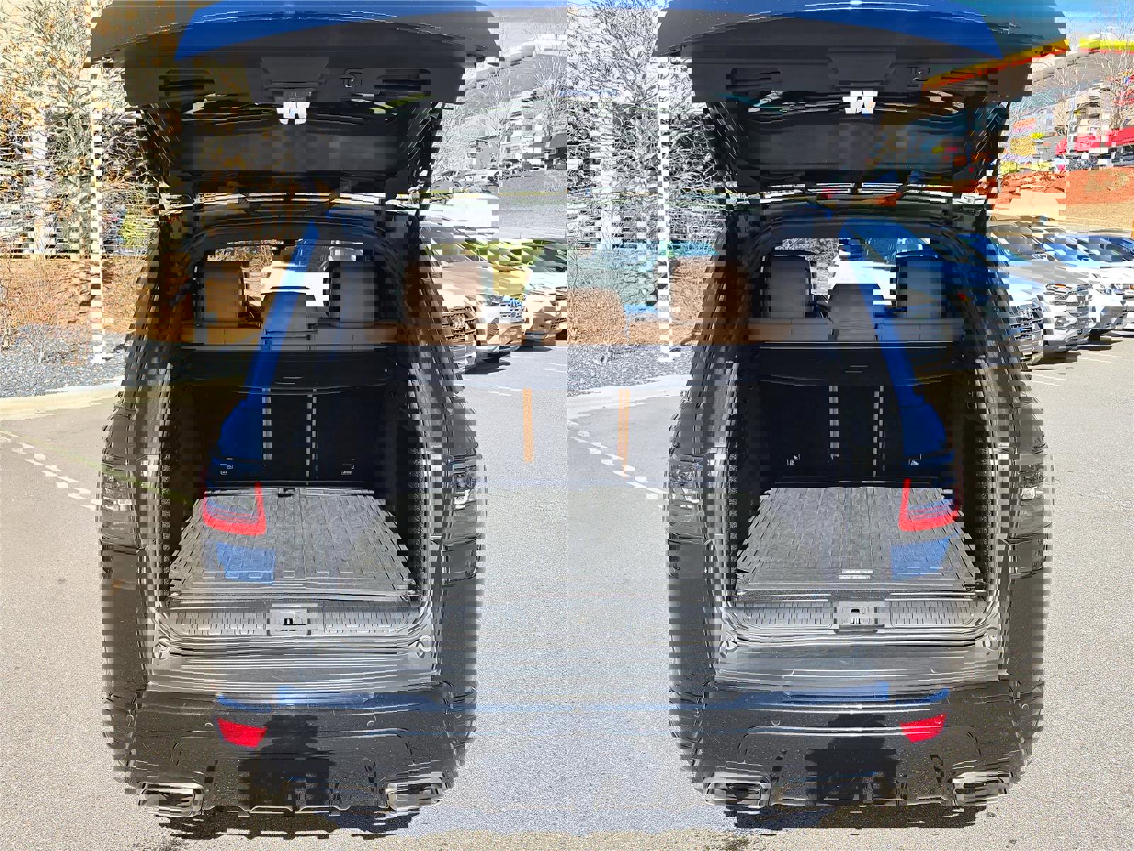 Used 2018 Land Rover Range Rover Sport Supercharged image 5