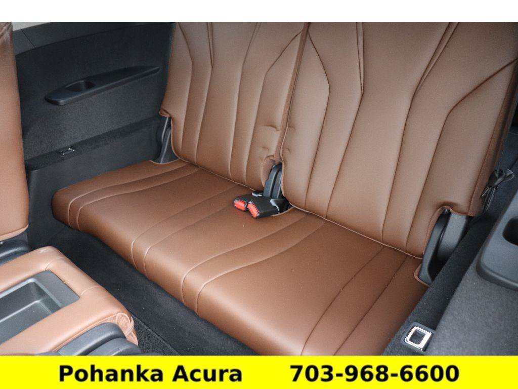 Certified 2024 Acura MDX SH-AWD w/ Technology Package image 31
