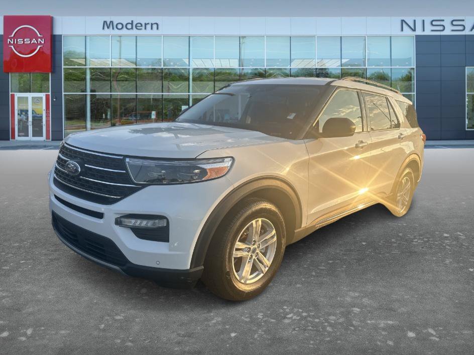 Used 2021 Ford Explorer XLT w/ Equipment Group 202A RWD image 1