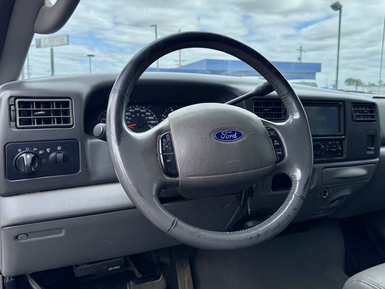 Used 2004 Ford F250 Lariat AWD/4WD image 10