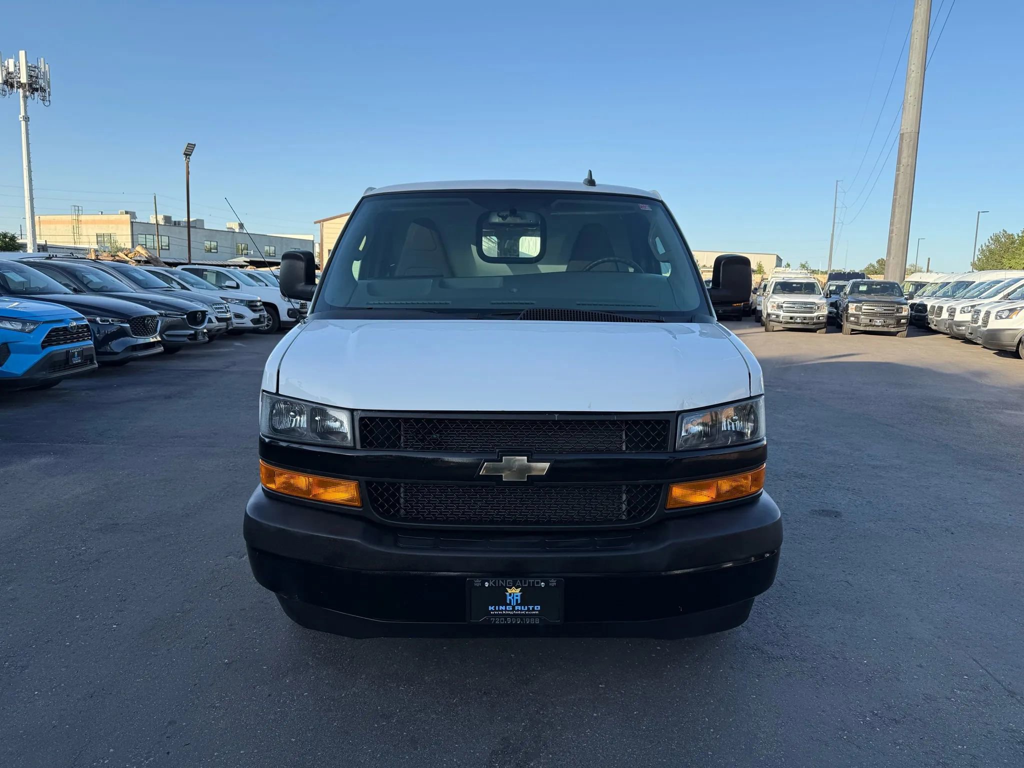 Used 2018 Chevrolet Express 2500 image 8