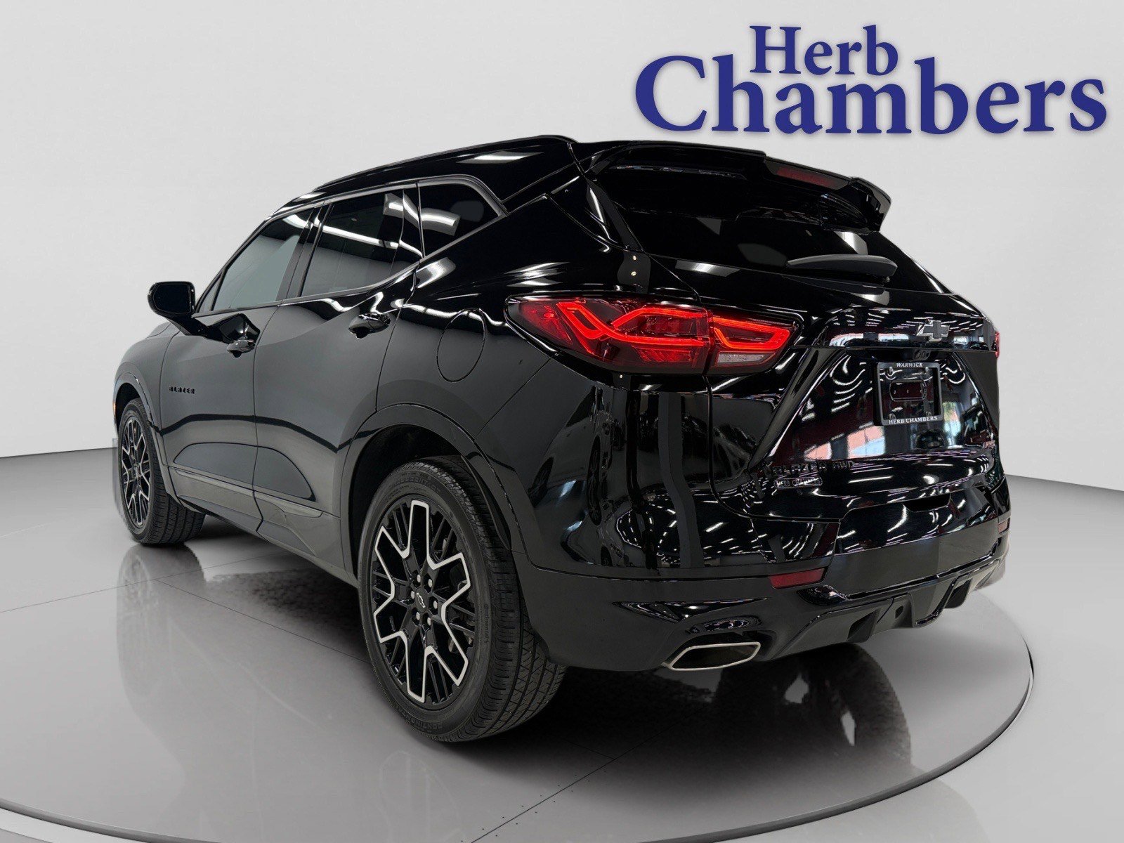 Used 2023 Chevrolet Blazer RS w/ Driver Confidence II Package image 3