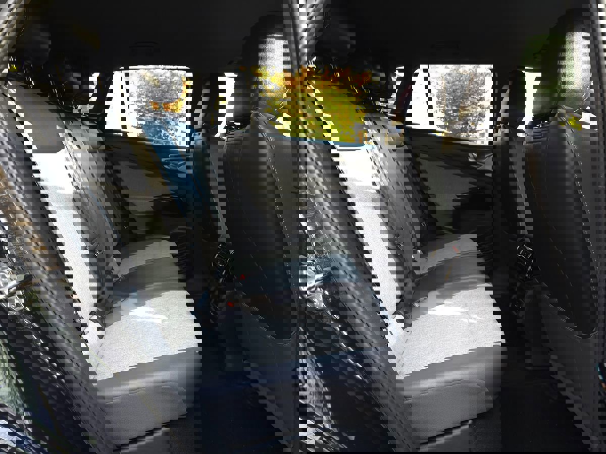 Used 2023 Volkswagen ID.4 Pro image 18