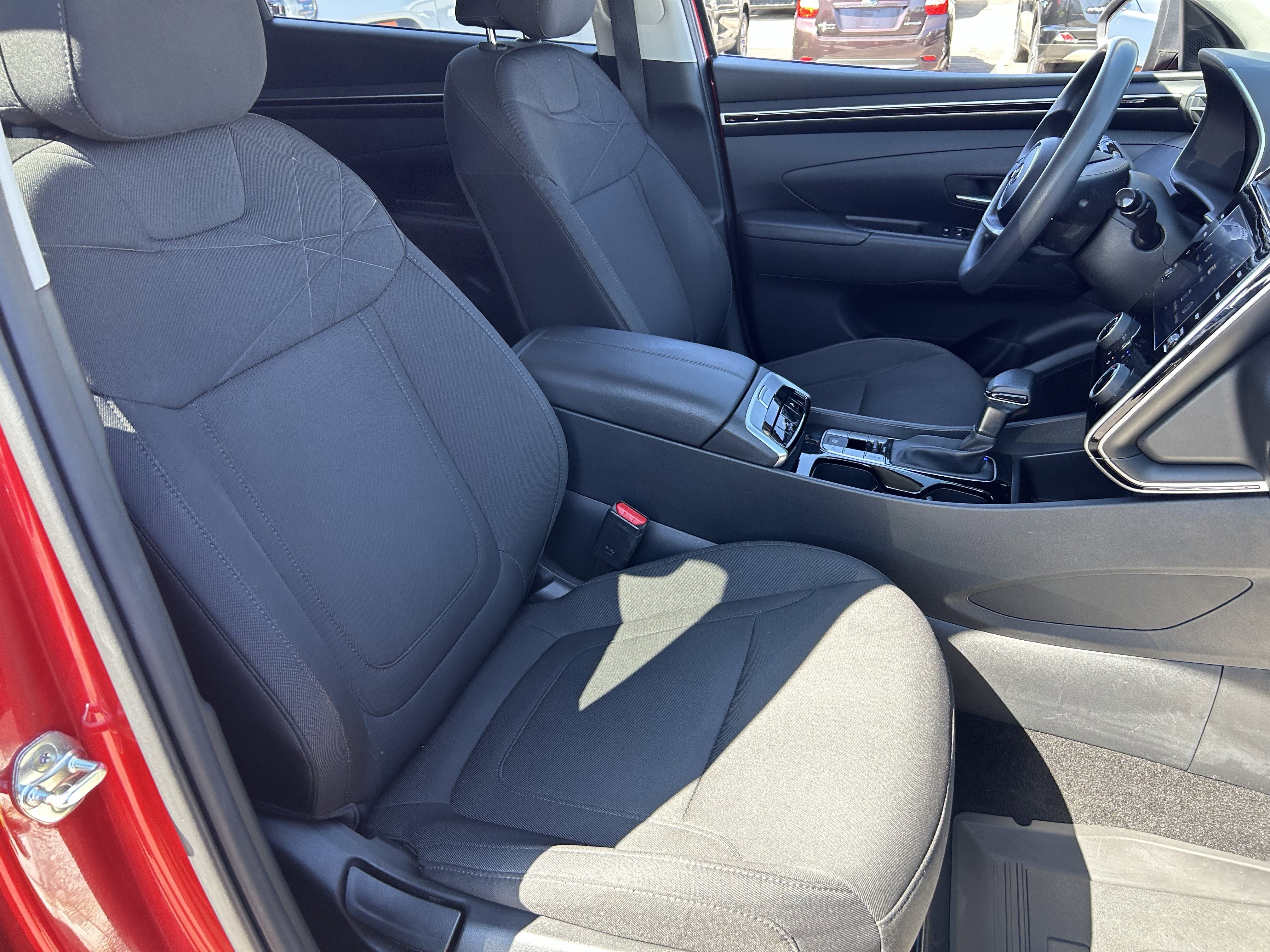 Used 2022 Hyundai Tucson SEL w/ Winter Package image 25