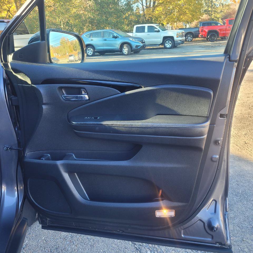Used 2017 Honda Pilot Elite image 29