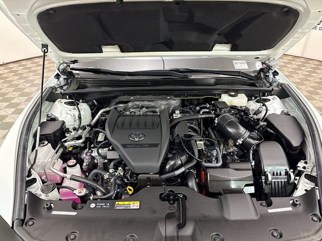 Used 2025 Toyota Crown Platinum image 31