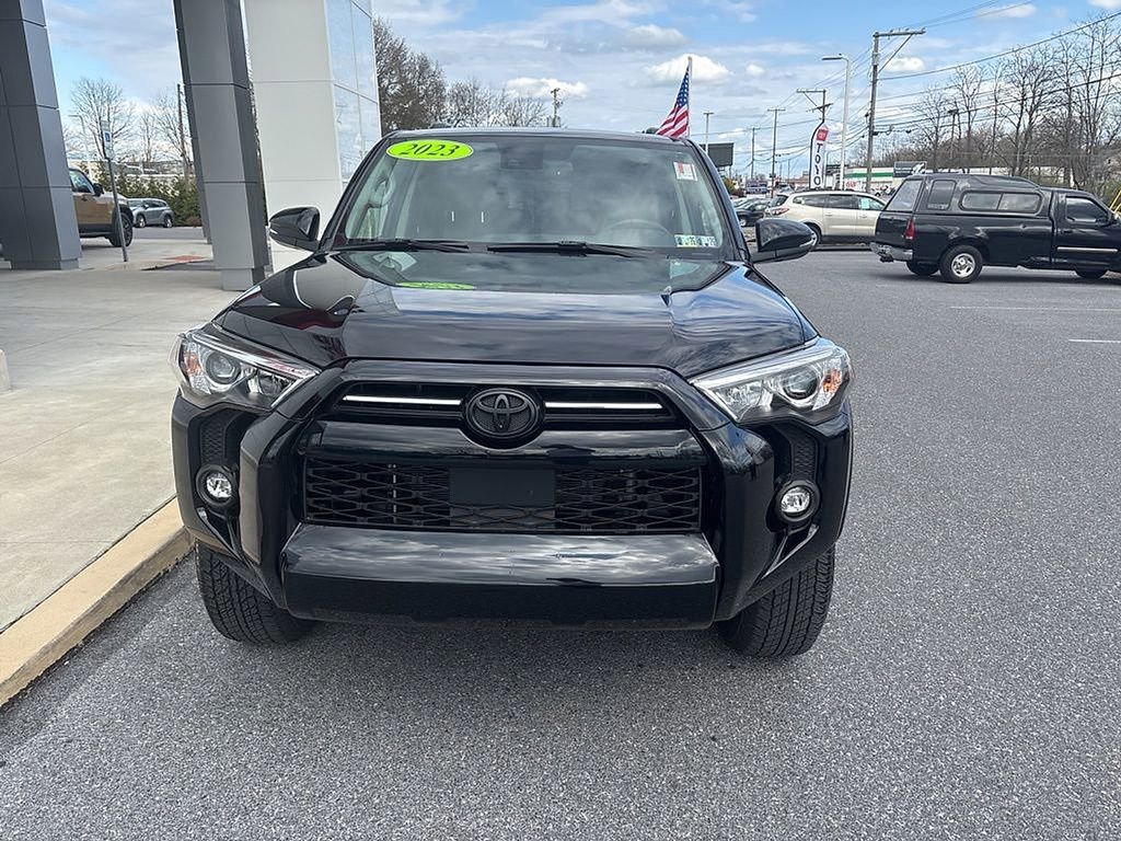Certified 2023 Toyota 4Runner SR5 Premium w/ Moonroof Package image 2