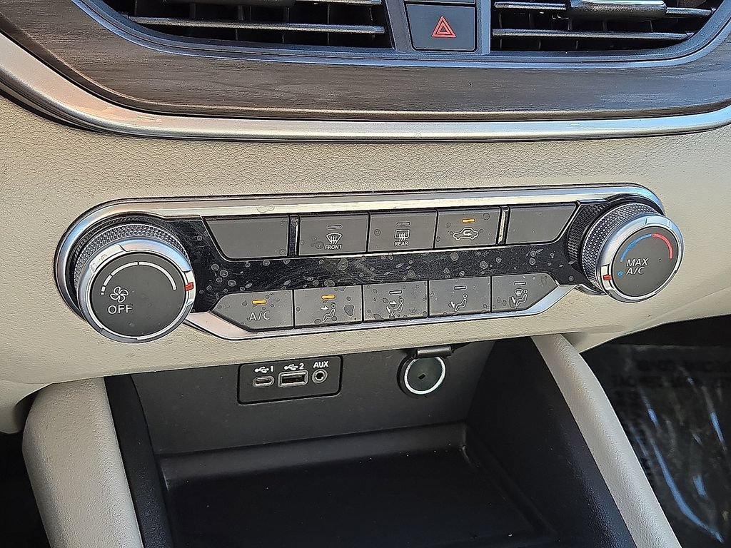 Used 2025 Nissan Altima 2.5 SV FWD image 28