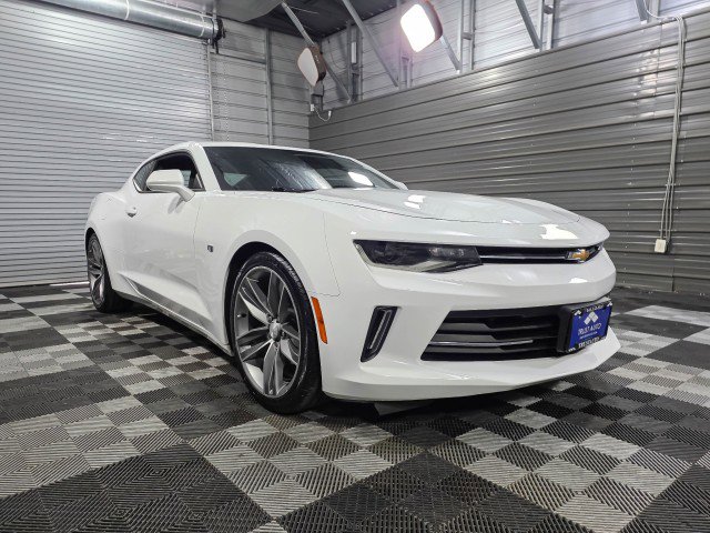 Used 2018 Chevrolet Camaro LT w/ RS Package RWD image 4