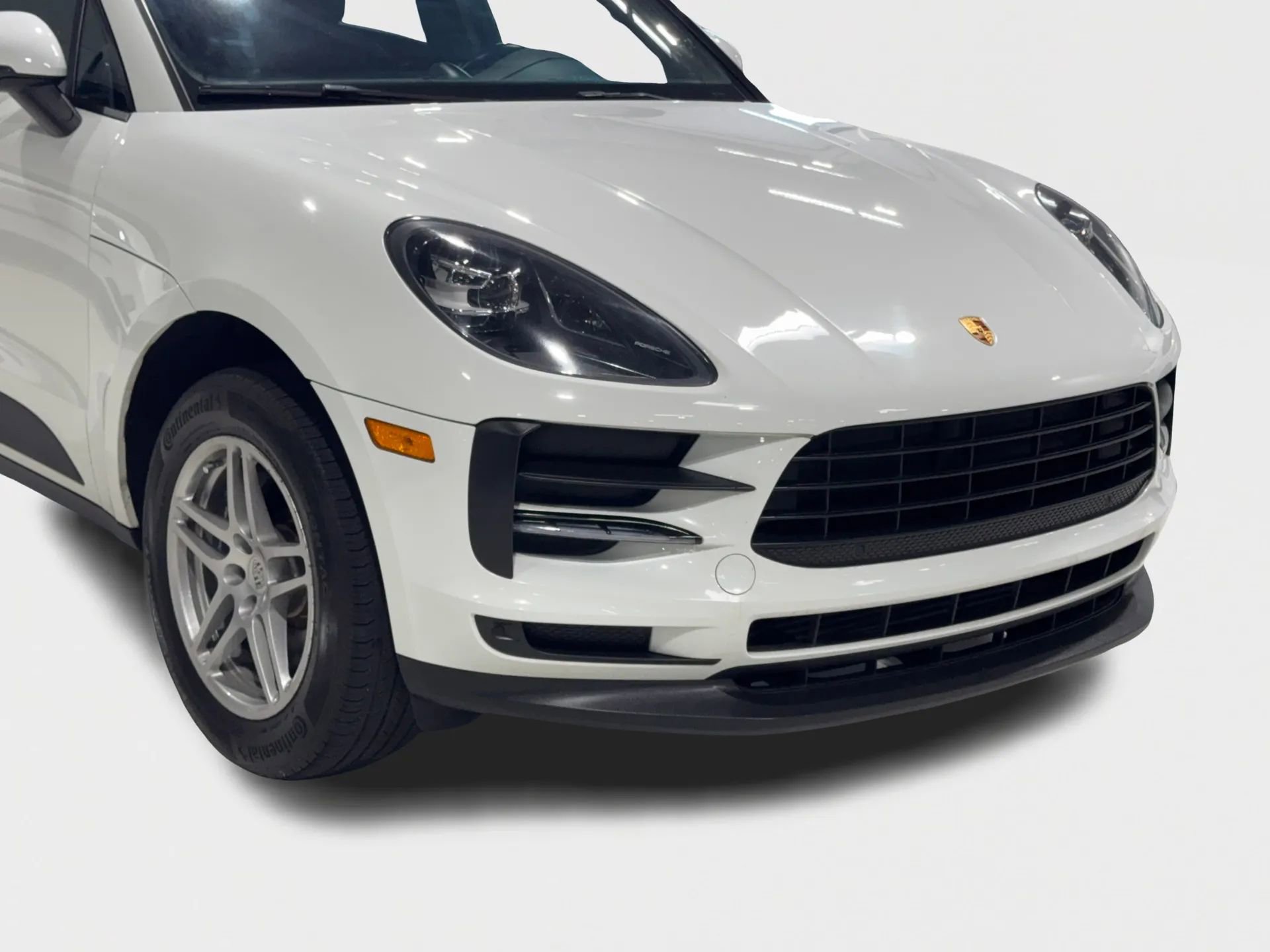Used 2021 Porsche Macan image 3